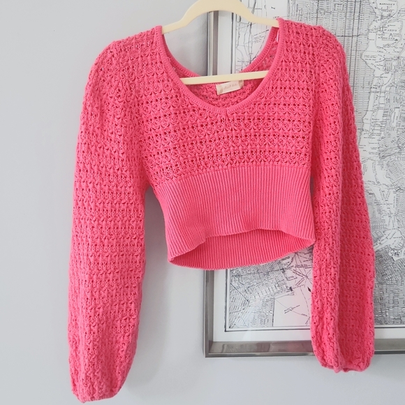 xs pink cropped sweater Alter'd State - Picture 2 of 3